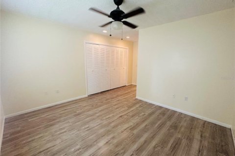 Copropriété à louer à Orlando, Floride: 3 chambres, 106.47 m2 № 2398874 - photo 15