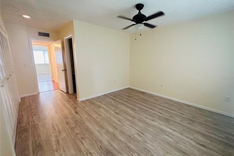 Copropriété à louer à Orlando, Floride: 3 chambres, 106.47 m2 № 2398874 - photo 16
