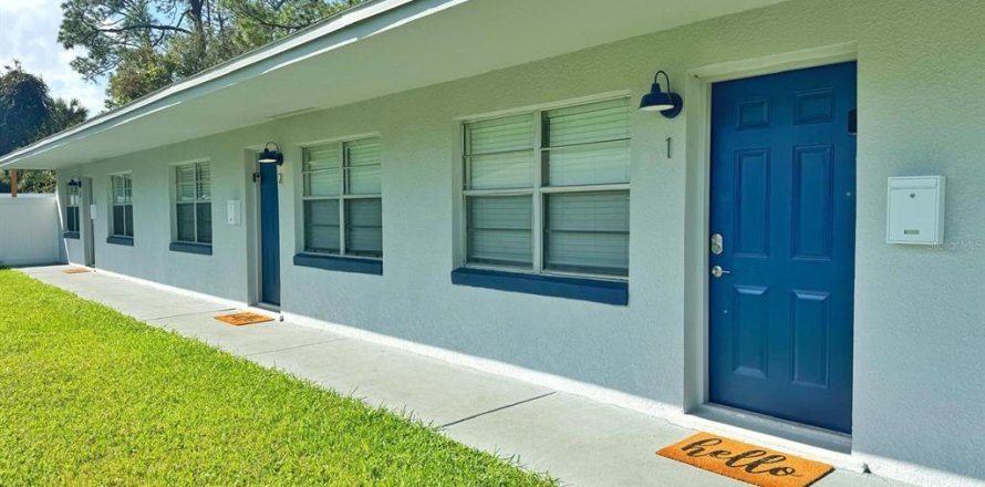 Propiedad comercial en Port Orange, Florida 208.1 m2 № 1773835