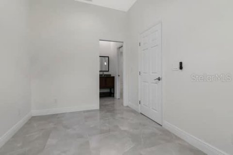 Villa ou maison à vendre à Tampa, Floride: 3 chambres, 240.8 m2 № 2141539 - photo 15