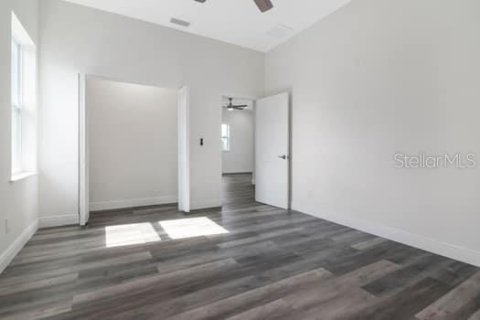 Villa ou maison à vendre à Tampa, Floride: 3 chambres, 240.8 m2 № 2141539 - photo 19