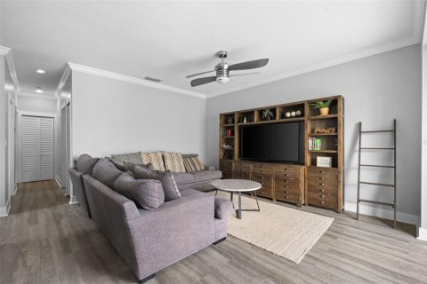 House in Miramar, Florida 4 bedrooms, 207.36 sq.m. № 1793545 - photo 14