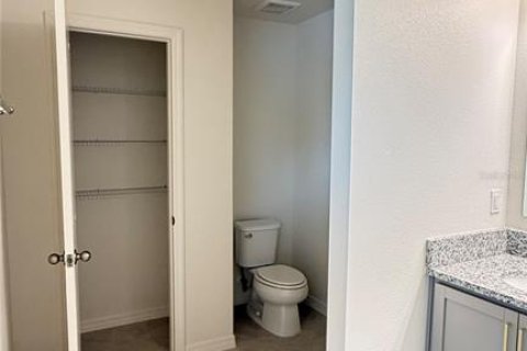 Casa en alquiler en Davenport, Florida, 4 dormitorios, 171.87 m2 № 1782730 - foto 21