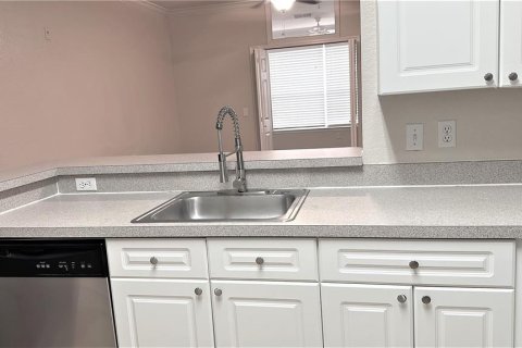 Copropriété à louer à Orlando, Floride: 2 chambres, 82.68 m2 № 2388711 - photo 7