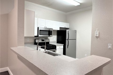Copropriété à louer à Orlando, Floride: 2 chambres, 82.68 m2 № 2388711 - photo 5