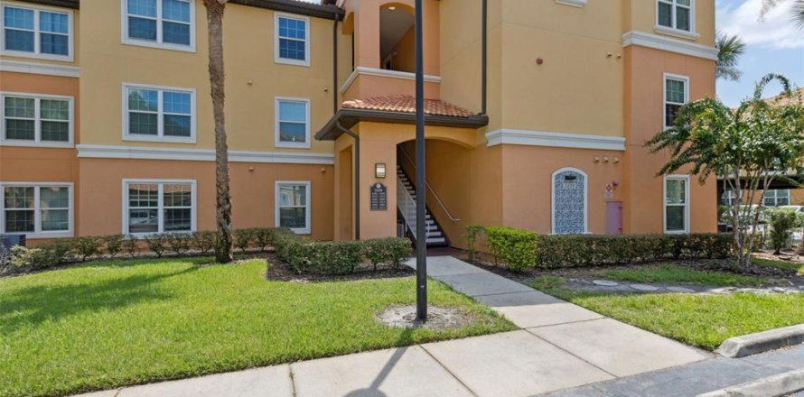 Condominio en Orlando, Florida, 2 dormitorios № 1856328