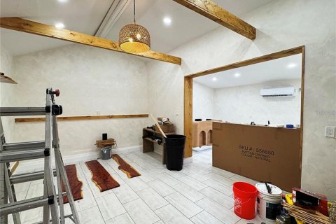 Купить коммерческую недвижимость в Нью-Смирна-Бич, Флорида 180.88м2, № 2156440 - фото 14