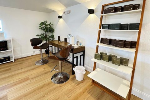 Купить коммерческую недвижимость в Нью-Смирна-Бич, Флорида 180.88м2, № 2156440 - фото 11
