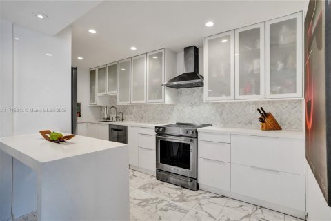 Снять в аренду кондоминиум в Авентура, Флорида 2 спальни, 100.06м2, № 1962976 - фото 13