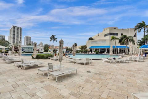 Снять в аренду кондоминиум в Авентура, Флорида 2 спальни, 100.06м2, № 1962976 - фото 30