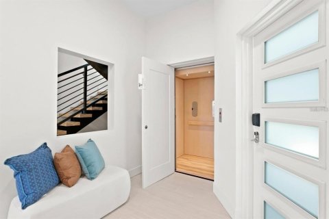 Купить таунхаус в Клируотер, Флорида 5 комнат, 308.71м2, № 2107181 - фото 7