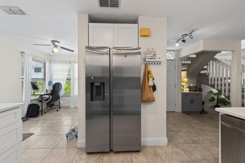 Купить кондоминиум в Сент-Питерсберг, Флорида 3 комнаты, 137.96м2, № 2222741 - фото 19