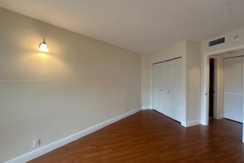 Copropriété à vendre à Key Biscayne, Floride: 2 chambres, 130.9 m2 № 1811306 - photo 18