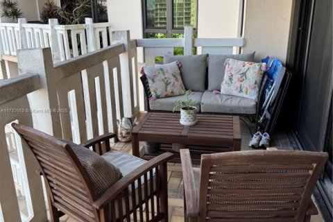 Condo in Key Biscayne, Florida, 2 bedrooms  № 1811306 - photo 17