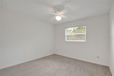 Casa en venta en Orlando, Florida, 3 dormitorios, 171.4 m2 № 1837592 - foto 22