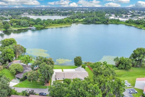 Casa en venta en Orlando, Florida, 3 dormitorios, 171.4 m2 № 1837592 - foto 2