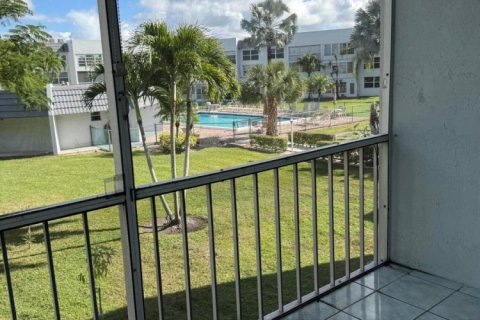Condo in Margate, Florida, 1 bedroom  № 2250118 - photo 21