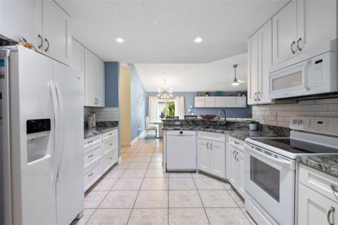 Купить кондоминиум в Сан-Сити-Центр, Флорида 8 комнат, 144.56м2, № 1912657 - фото 17