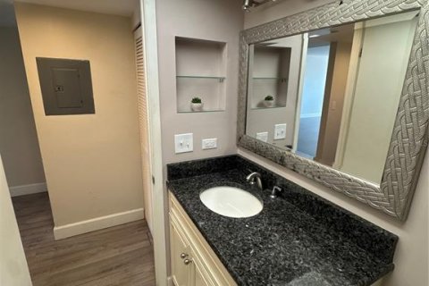 Copropriété à louer à Clearwater, Floride: 1 chambre, 71.07 m2 № 2308612 - photo 18