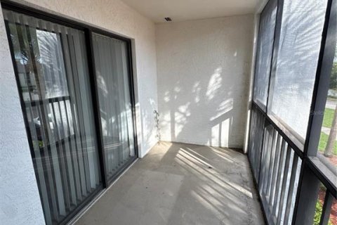 Copropriété à louer à Clearwater, Floride: 1 chambre, 71.07 m2 № 2308612 - photo 3