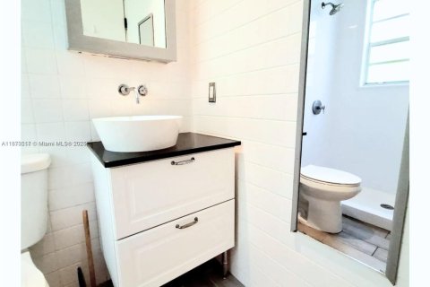 Снять в аренду кондоминиум в Майами-Бич, Флорида 1 спальня, 39.95м2, № 1898152 - фото 15