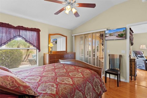 House in The Villages, Florida 3 bedrooms, 130.62 sq.m. № 1911014 - photo 25