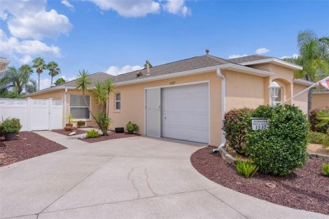 House in The Villages, Florida 3 bedrooms, 130.62 sq.m. № 1911014 - photo 3