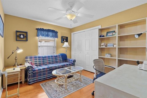 House in The Villages, Florida 3 bedrooms, 130.62 sq.m. № 1911014 - photo 17