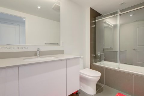 Condominio en alquiler en Miami, Florida, 2 dormitorios, 96.62 m2 № 2040140 - foto 22