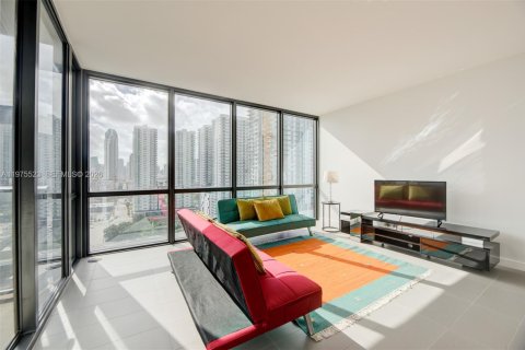 Condominio en alquiler en Miami, Florida, 2 dormitorios, 96.62 m2 № 2040140 - foto 7