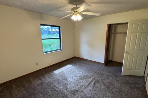 House in Ocala, Florida 3 bedrooms, 124.86 sq.m. № 2199112 - photo 25