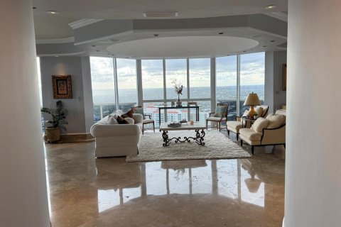 Condo in Fort Lauderdale, Florida, 5 bedrooms  № 2189664