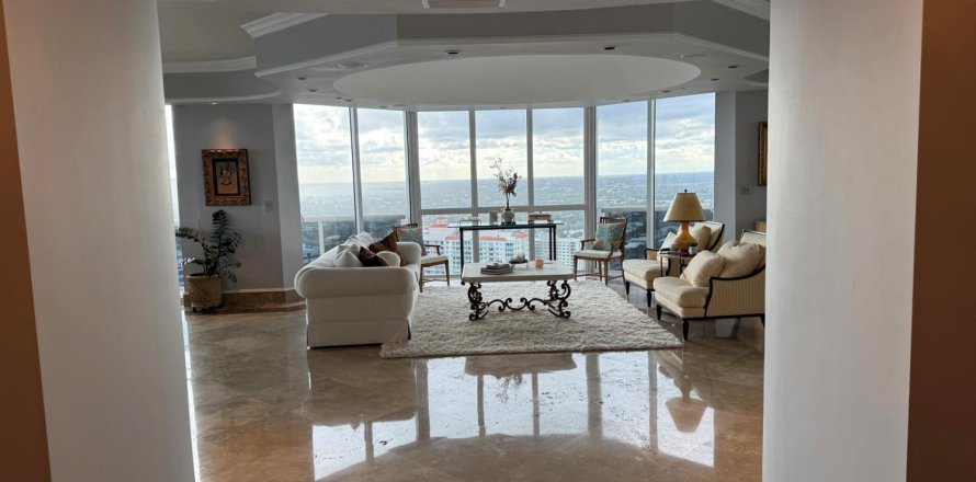 Condo in Fort Lauderdale, Florida, 5 bedrooms  № 2189664