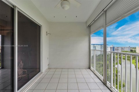Copropriété à vendre à Hollywood, Floride: 1 chambre, 78.41 m2 № 1842782 - photo 22
