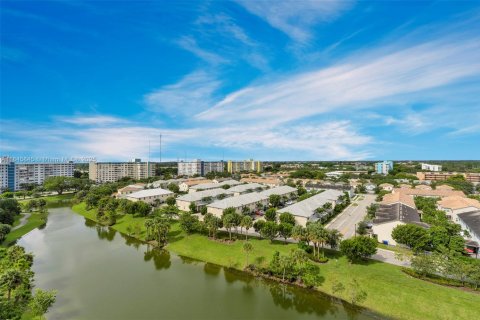 Copropriété à vendre à Hollywood, Floride: 1 chambre, 78.41 m2 № 1842782 - photo 4