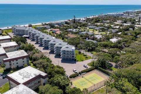 Condo à Vero Beach, Floride, 2 chambres № 2146470