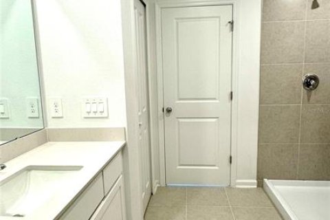 Купить виллу или дом в Лейк-Уэльс, Флорида 8 комнат, 174.1м2, № 2111966 - фото 15