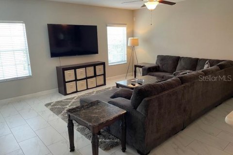 Townhouse in Tampa, Florida 3 bedrooms, 206.8 sq.m. № 1810906 - photo 6