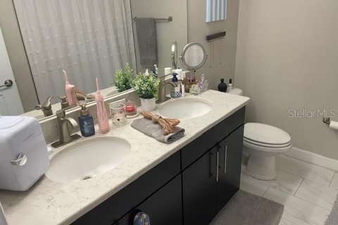 Townhouse in Tampa, Florida 3 bedrooms, 206.8 sq.m. № 1810906 - photo 14