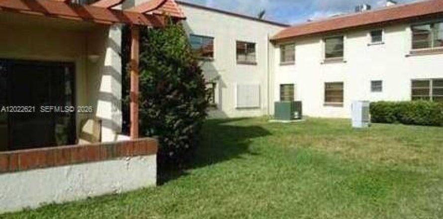 Condo à Miami, Floride, 3 chambres  № 2154707