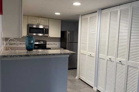 Apartment in Kissimmee, Florida 3 bedrooms, 115.66 sq.m. № 2209734 - photo 6