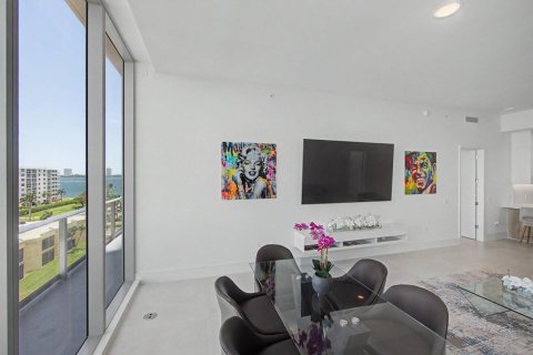 Condo in Lake Park, Florida, 2 bedrooms № 2180447 - photo 30