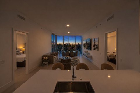 Condo in Lake Park, Florida, 2 bedrooms № 2180447 - photo 6