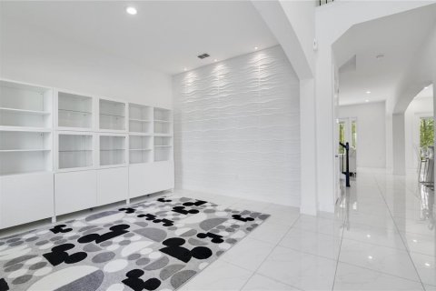House in Windermere, Florida 6 bedrooms, 401.24 sq.m. № 1524606 - photo 6