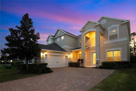 House in Windermere, Florida 6 bedrooms, 401.24 sq.m. № 1524606 - photo 2