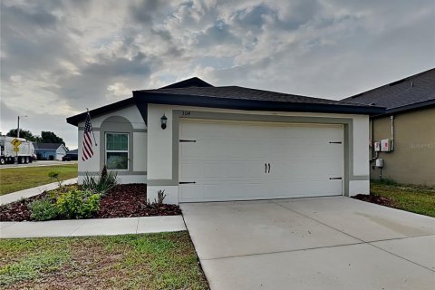 Villa ou maison à Winter Haven, Floride 3 chambres, 155.89 m2 № 2117782