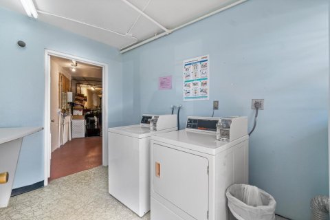 Condo in Boca Raton, Florida, 2 bedrooms  № 2392147 - photo 21