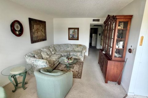 Condo in Boca Raton, Florida, 2 bedrooms  № 2392147 - photo 12