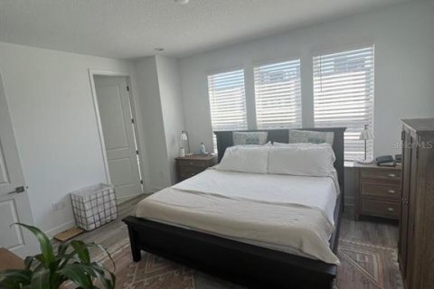Townhouse in Orlando, Florida 4 bedrooms, 185.06 sq.m. № 1877089 - photo 12