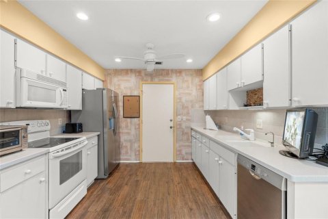 Villa ou maison à vendre à Sarasota, Floride: 3 chambres, 155.98 m2 № 1786089 - photo 7